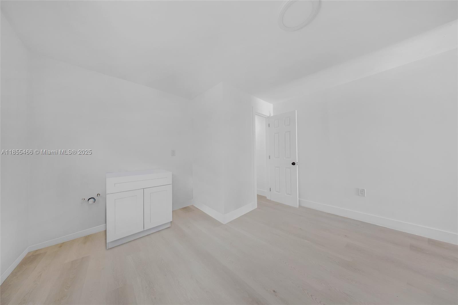 1028 Sw 9th Ave Property Photo 25