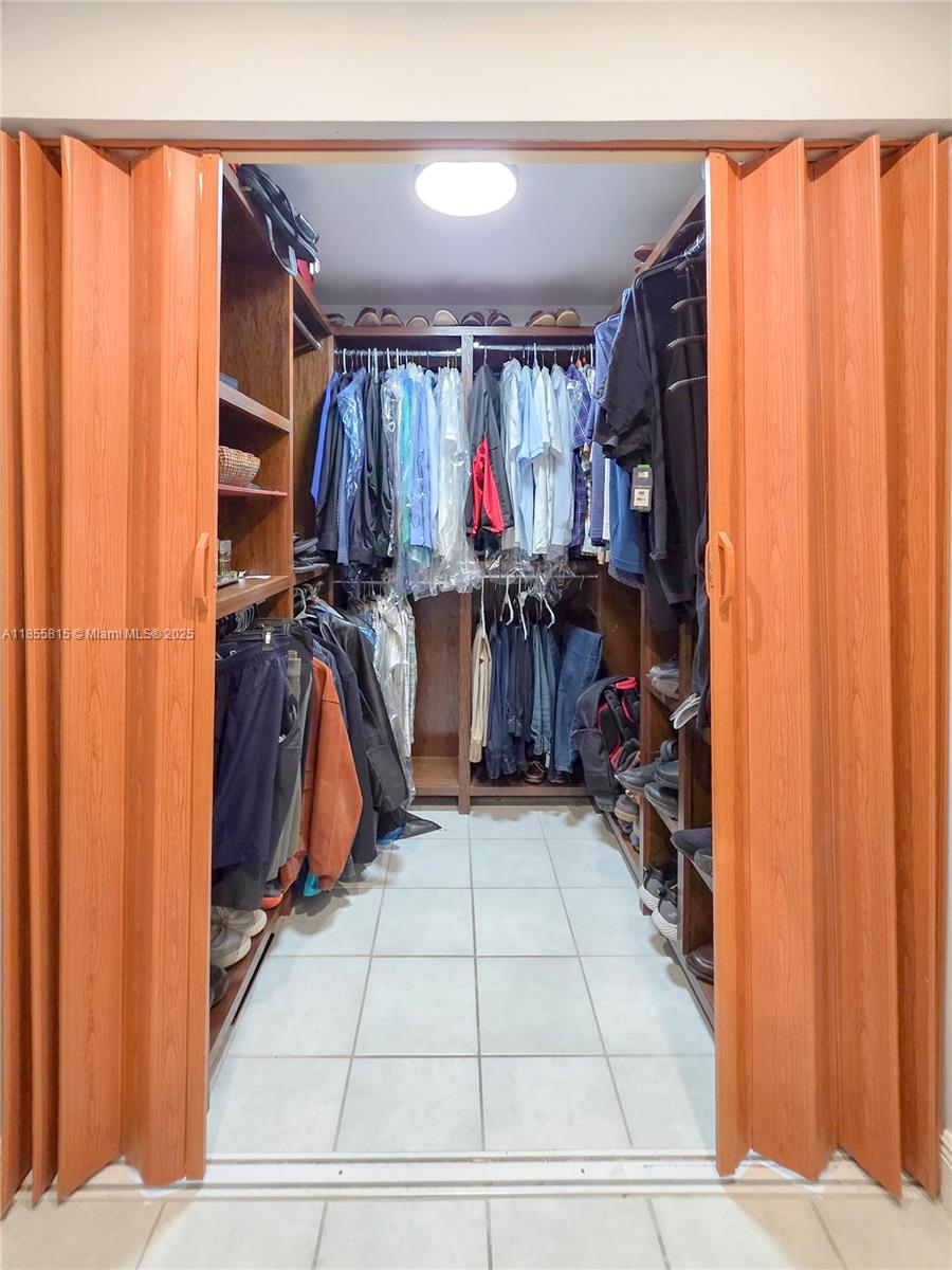 705 Se 22nd Ln Property Photo 15