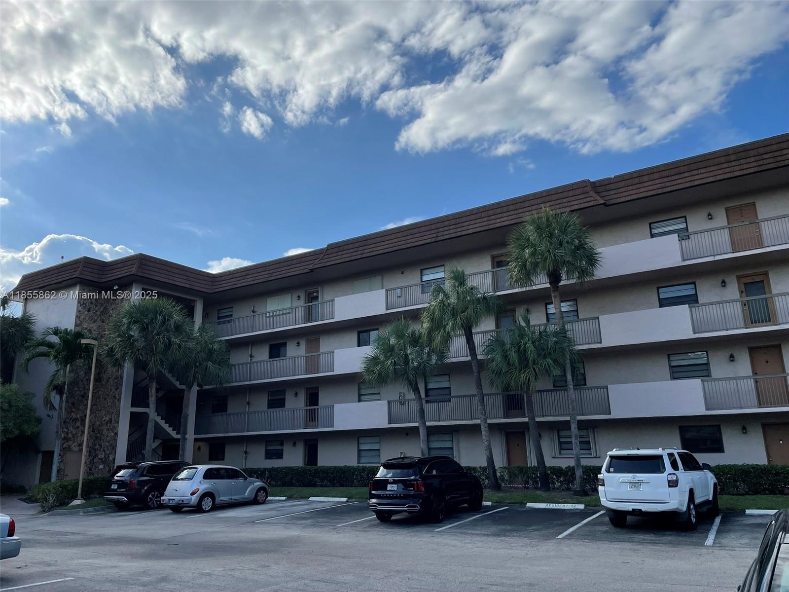 4975 E Sabal Palm Blvd 208 Property Photo 8
