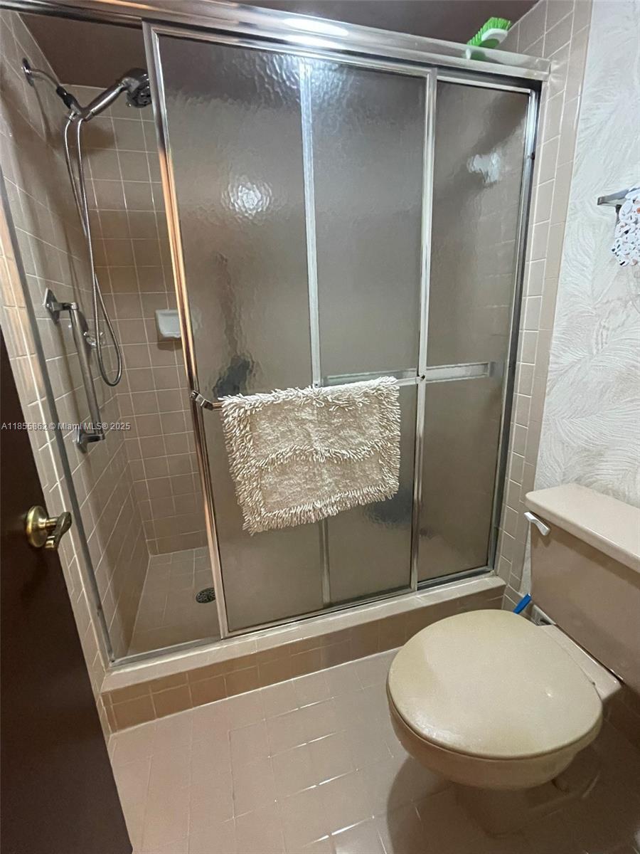 4975 E Sabal Palm Blvd 208 Property Photo 17