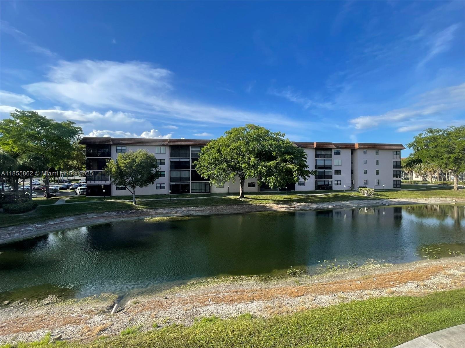 4975 E Sabal Palm Blvd 208 Property Photo 21