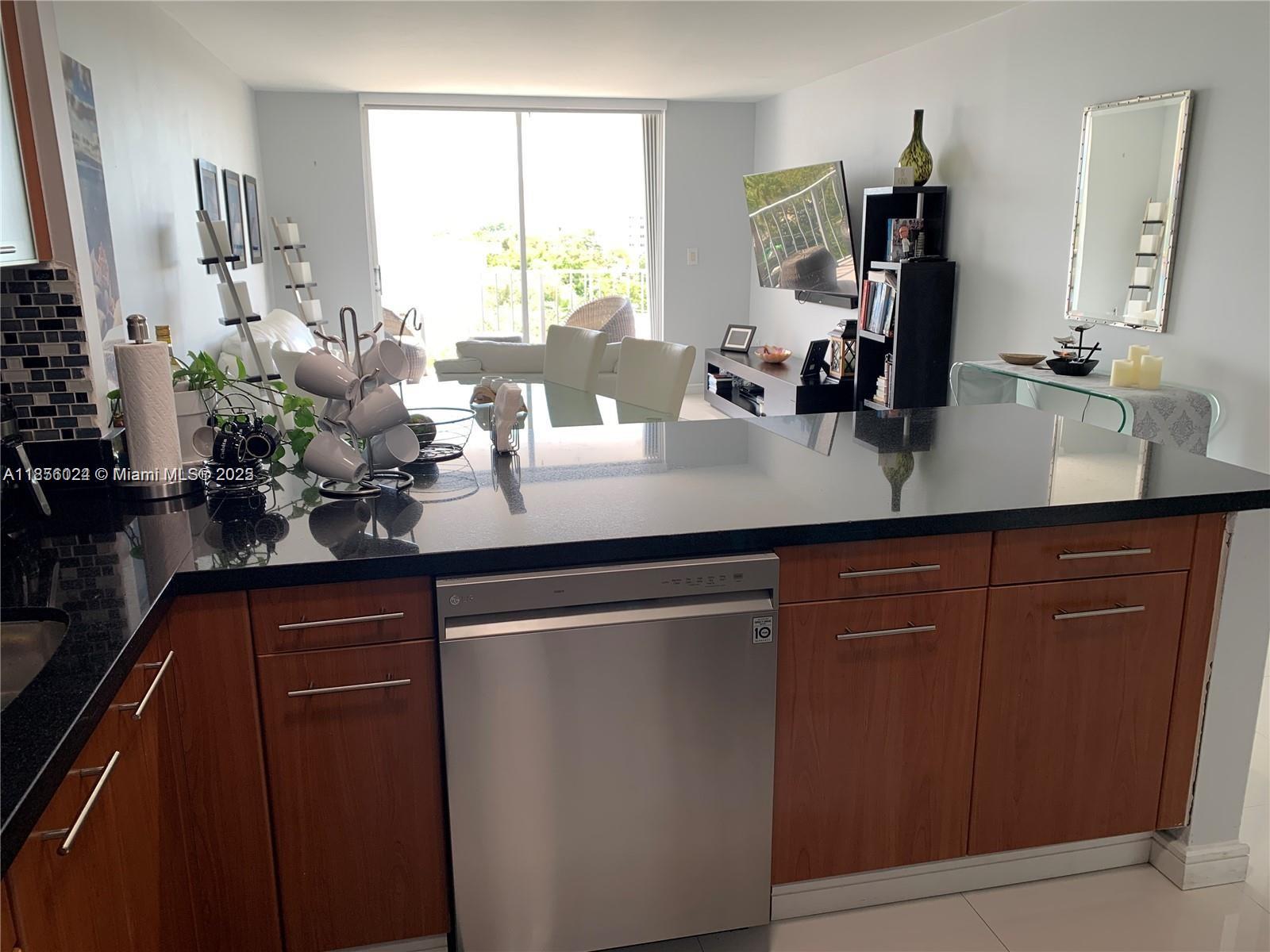 650 Ne 64th St G607 Property Photo 8