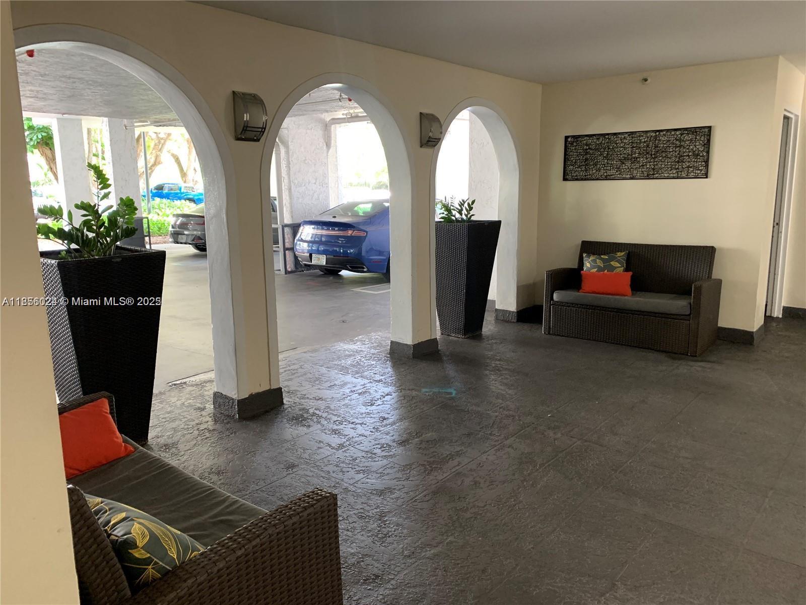 650 Ne 64th St G607 Property Photo 30