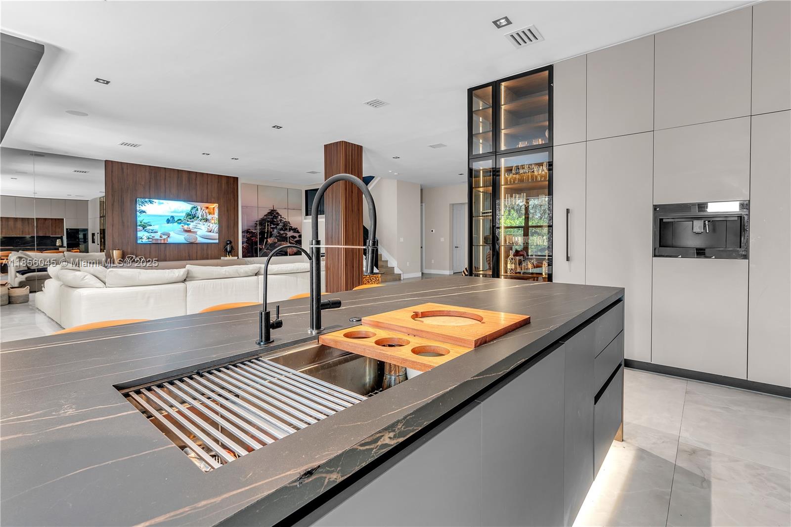 4335 Sw 173rd Ave Property Photo 7