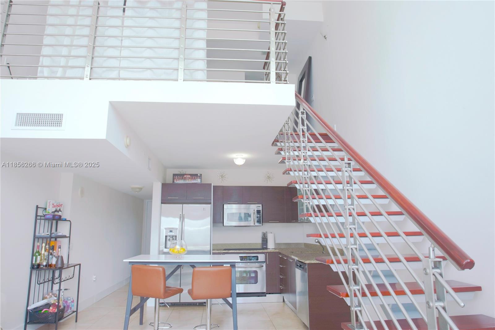 41 SE 5Th St 1304 Property Photo 1