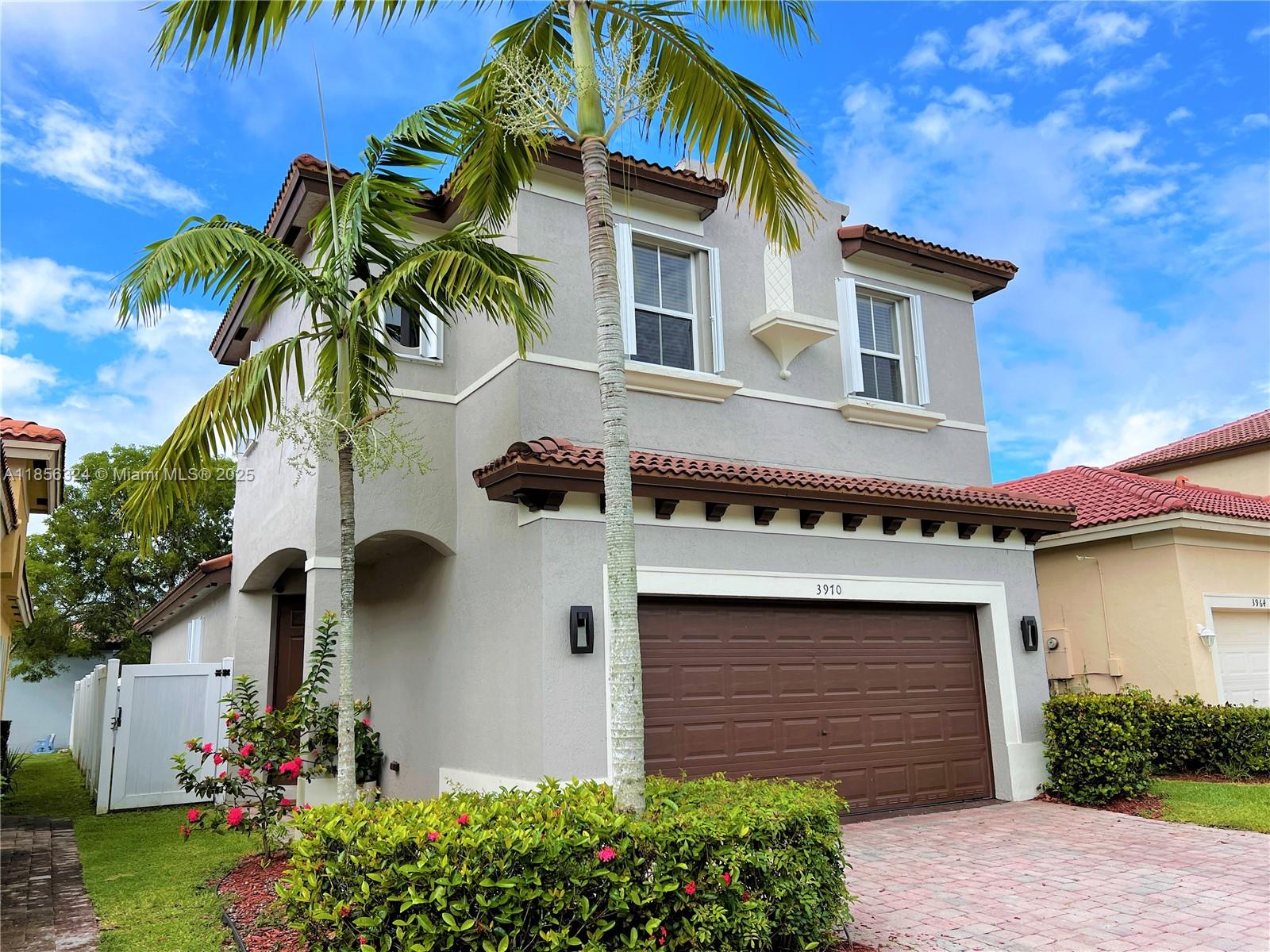 3970 Ne 11th Dr 3970 Property Photo 2