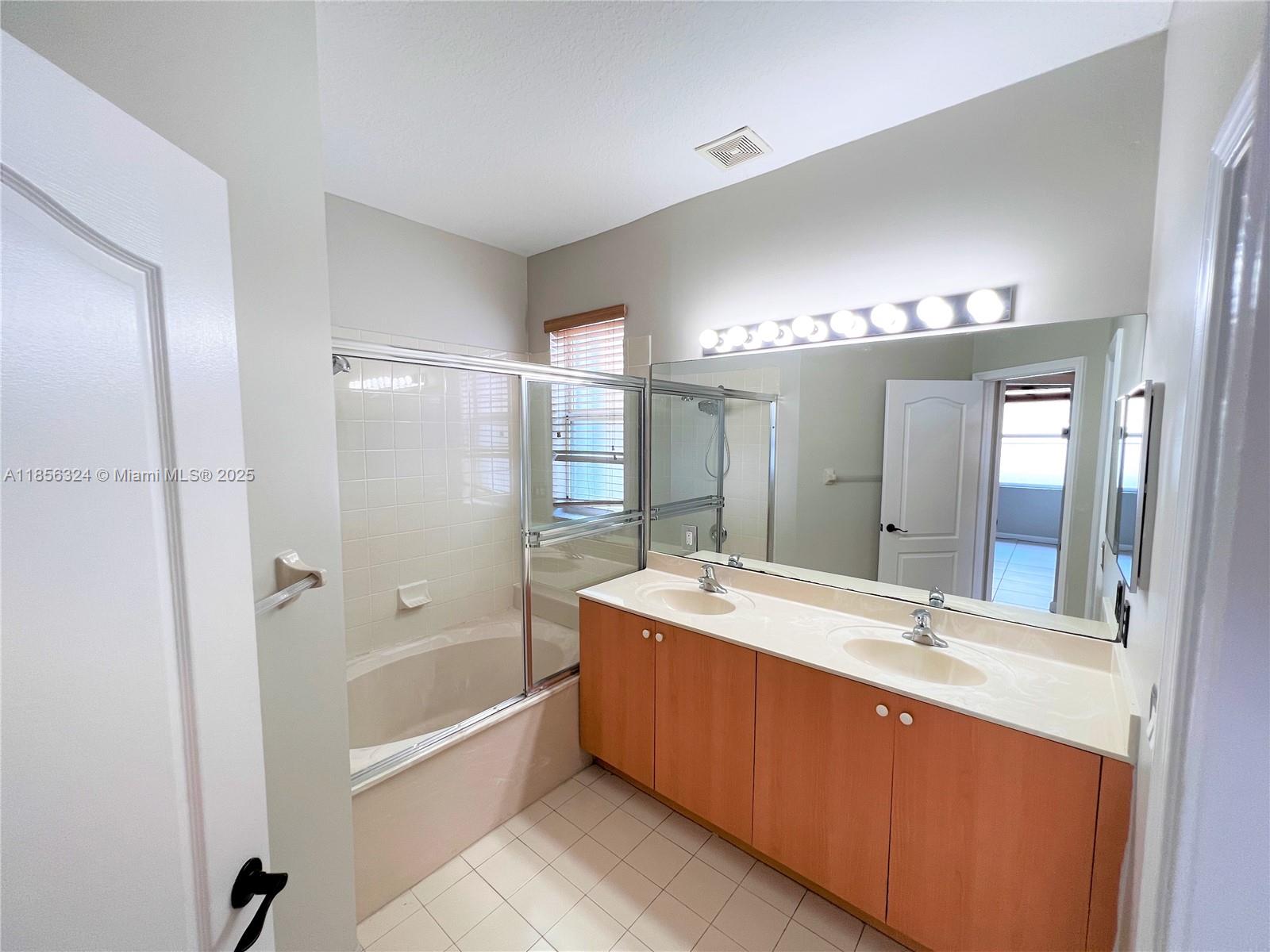 3970 Ne 11th Dr 3970 Property Photo 20