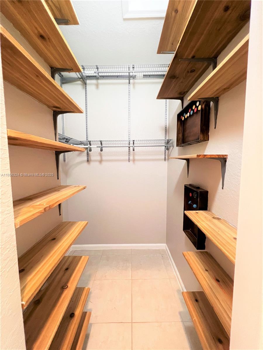 3970 Ne 11th Dr 3970 Property Photo 26