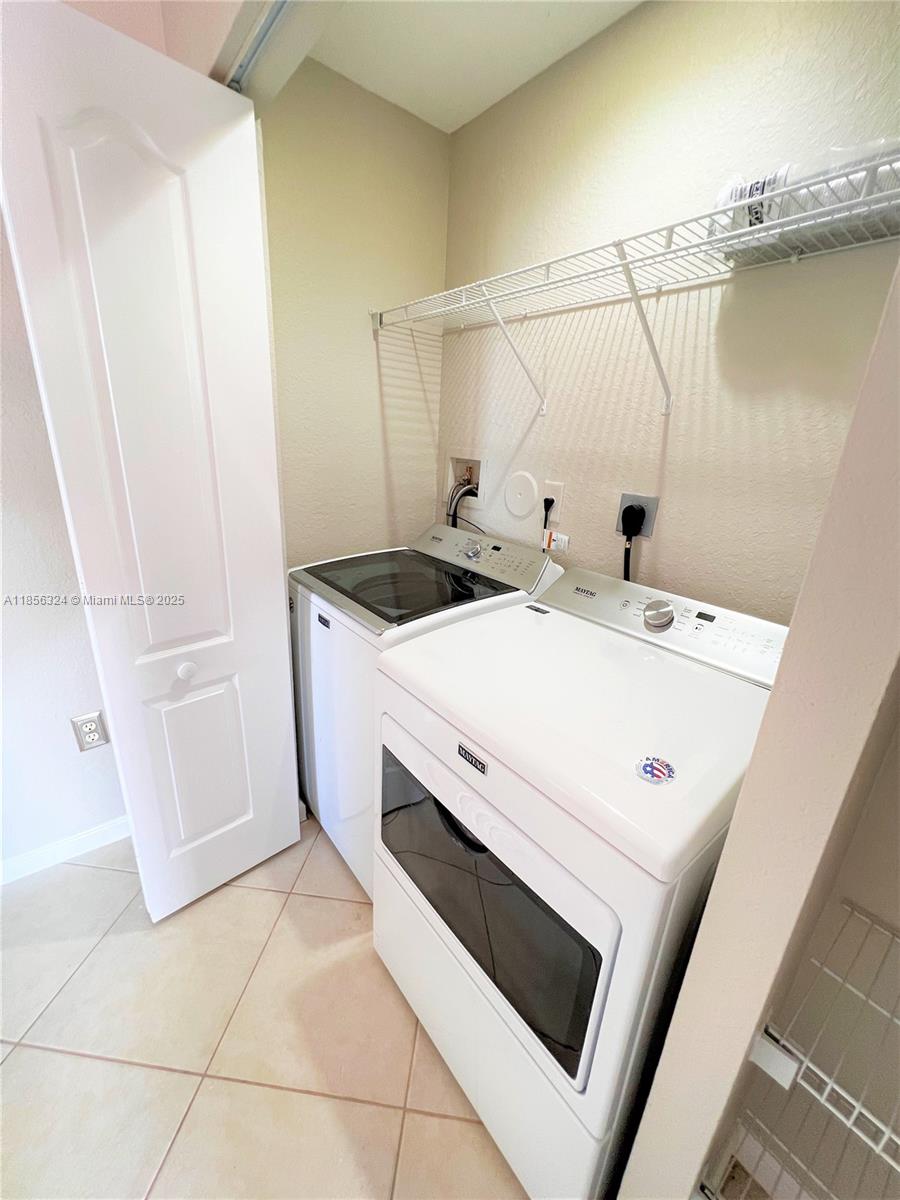 3970 Ne 11th Dr 3970 Property Photo 49