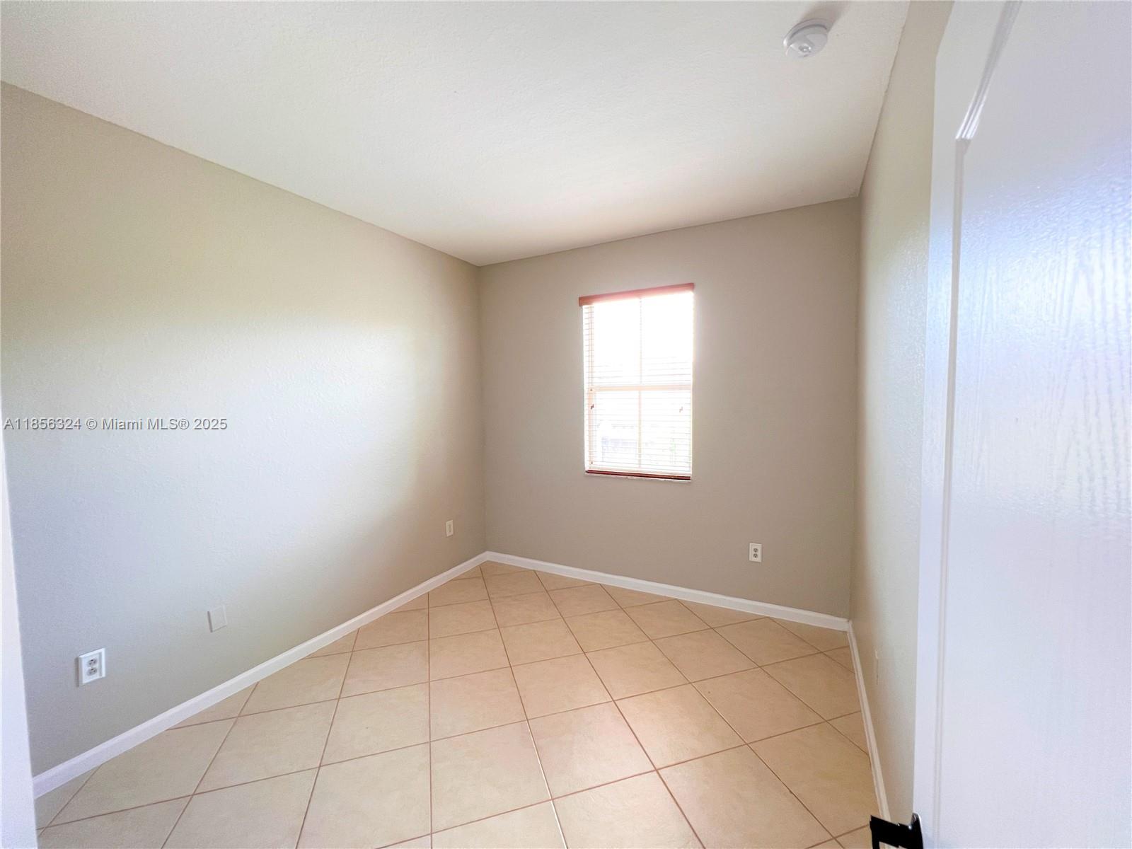 3970 Ne 11th Dr 3970 Property Photo 63