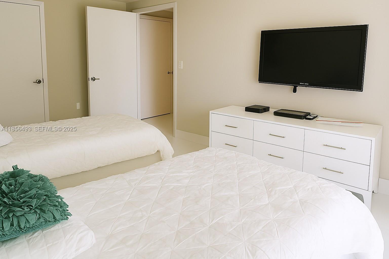250 Sunny Isles Blvd 3-1506 Property Photo 19