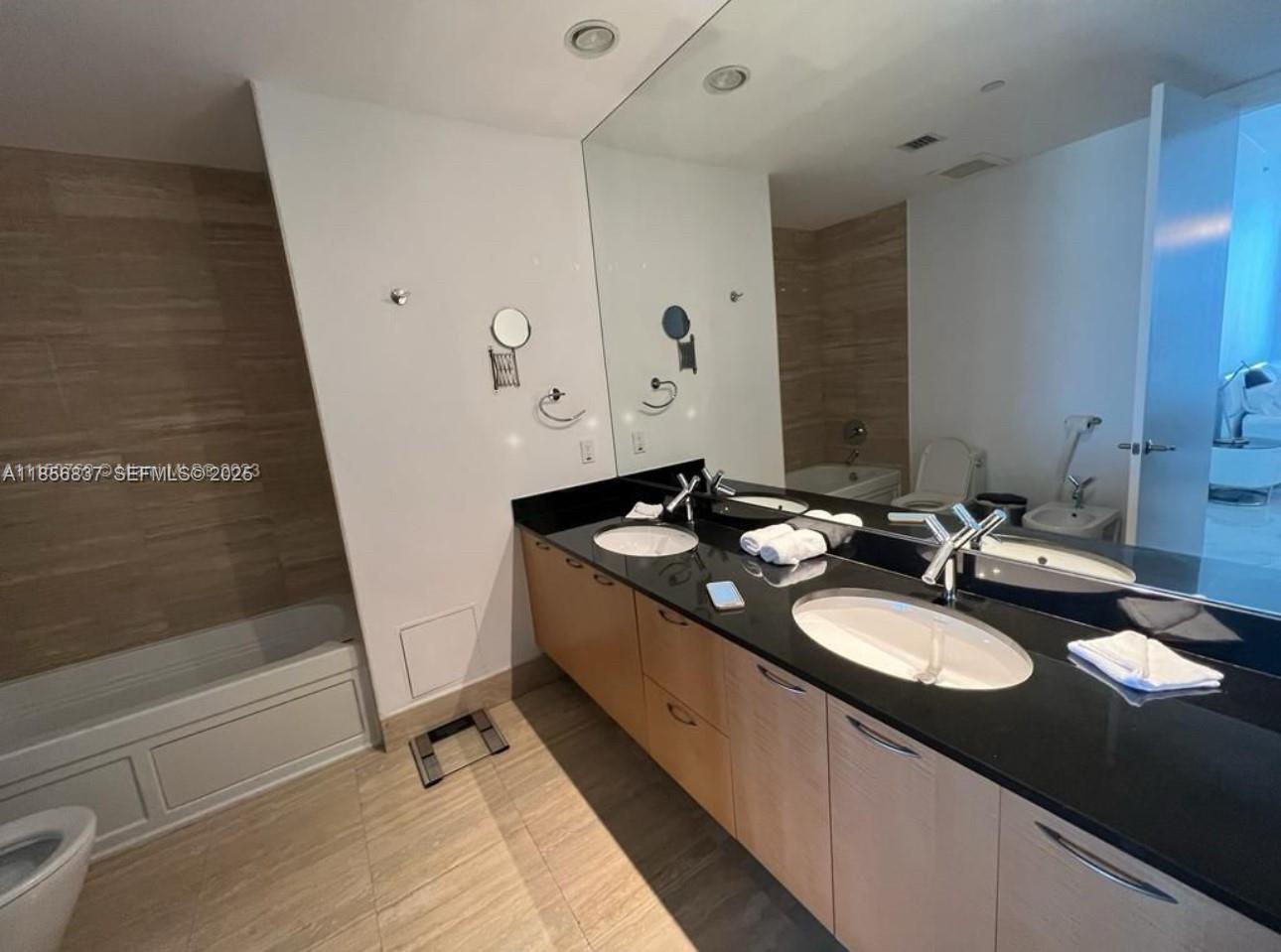 15811 Collins Ave 2805 Property Photo 23