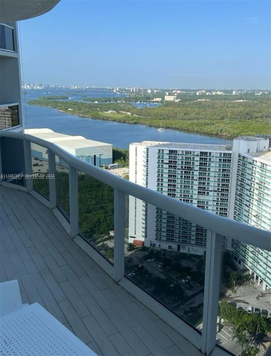 15811 Collins Ave 2805 Property Photo 29