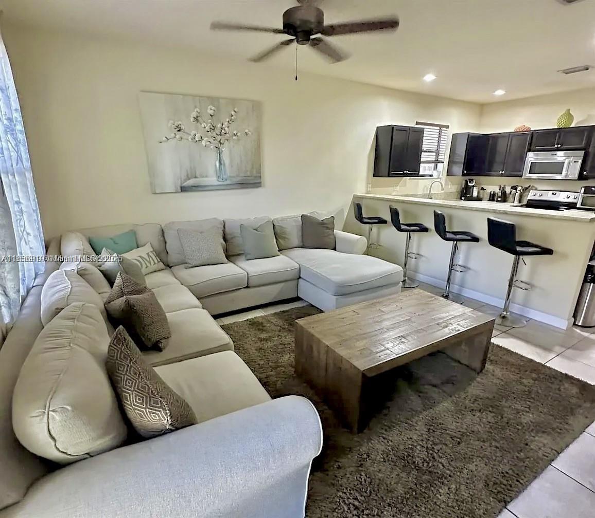 11502 Sw 238th Ter Property Photo 6