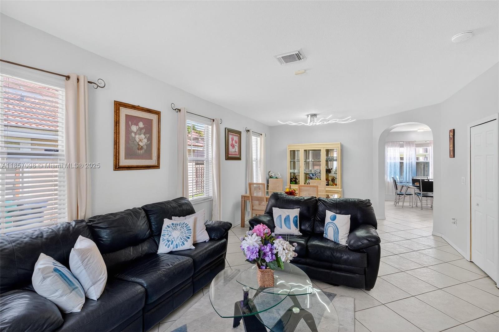 13810 Sw 275th St Property Photo 5