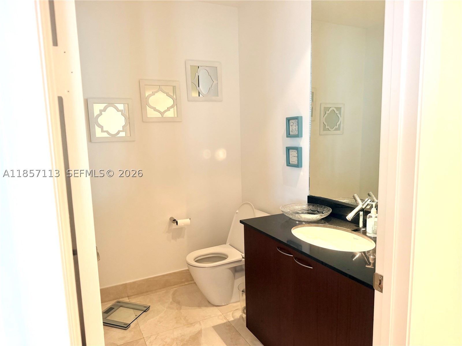 16001 Collins Ave 1402 Property Photo 12