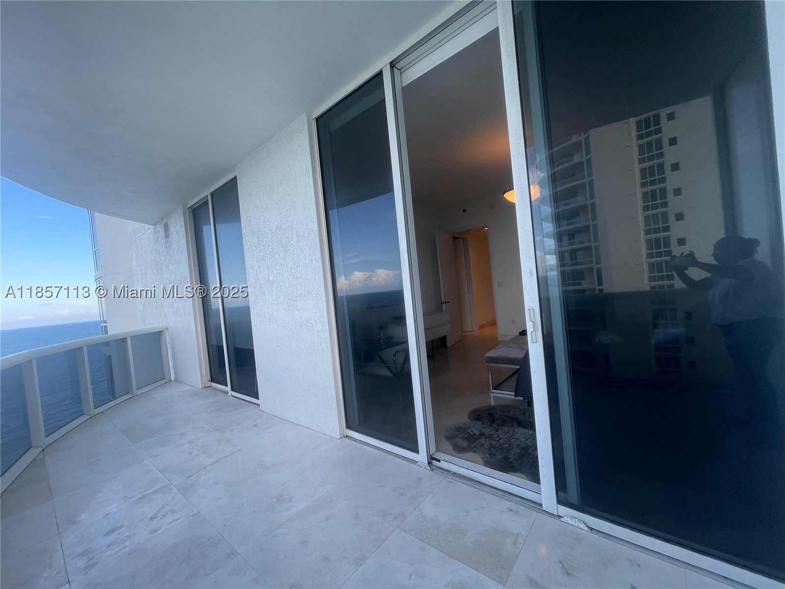 16001 Collins Ave 1402 Property Photo 13