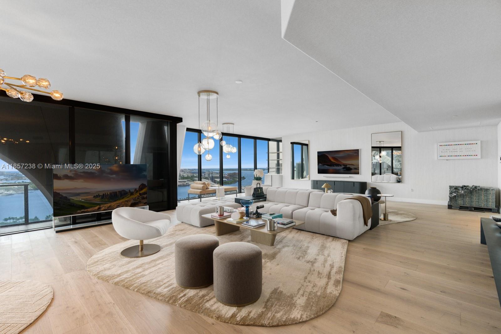 1000 Biscayne Blvd 2402 Property Photo 9