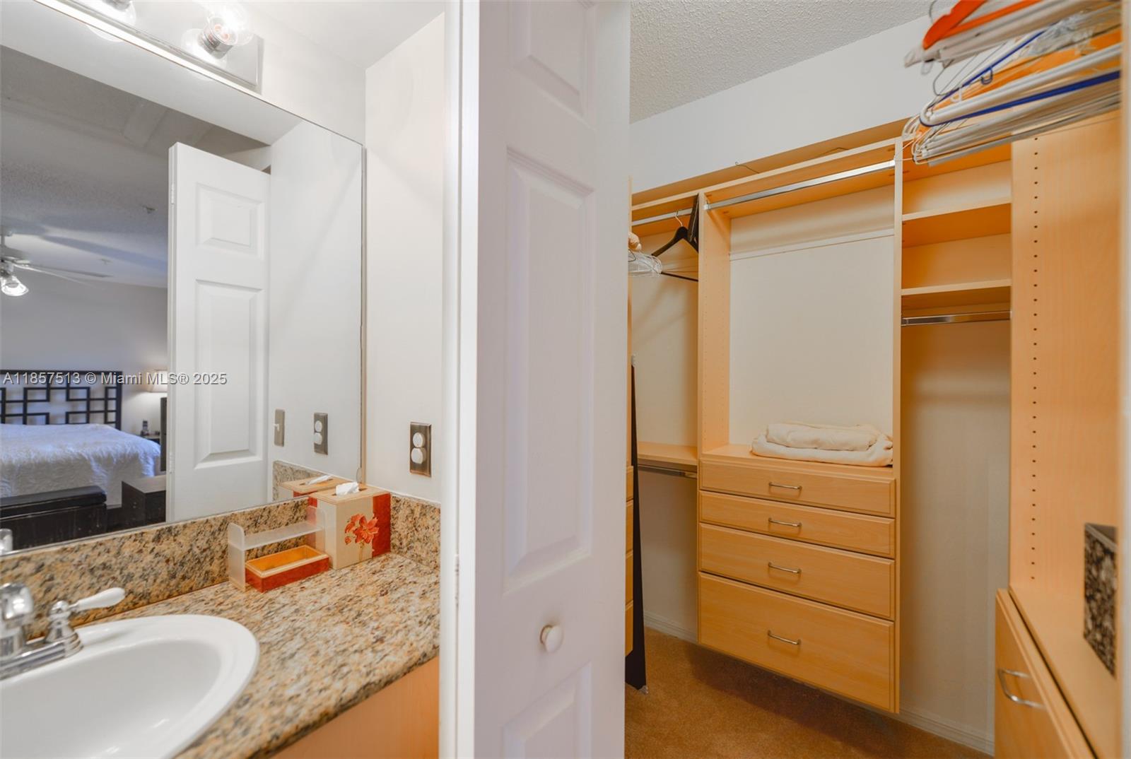 2811 Ne 185th St 801 Property Photo 18