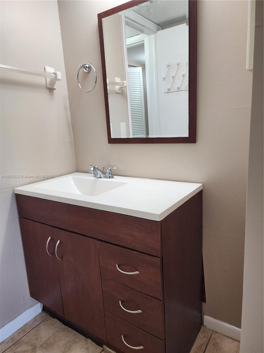 6020 Nw 64th Ave 307 Property Photo 15