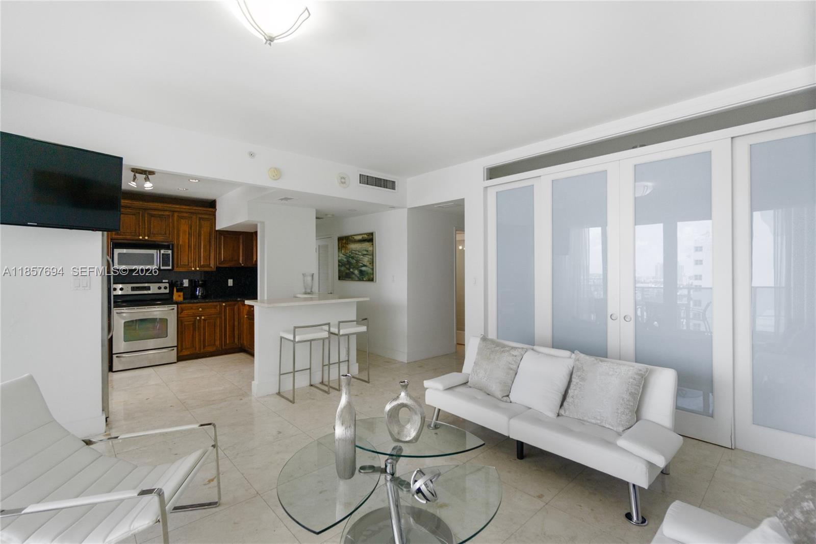 100 Lincoln Rd Ph14 Property Photo 4