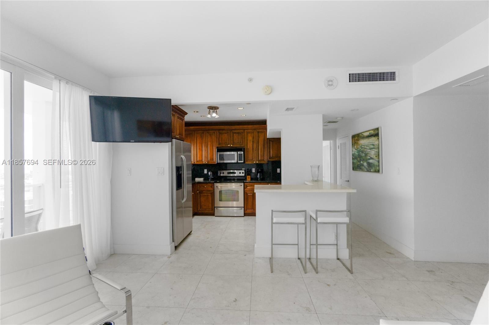 100 Lincoln Rd Ph14 Property Photo 6