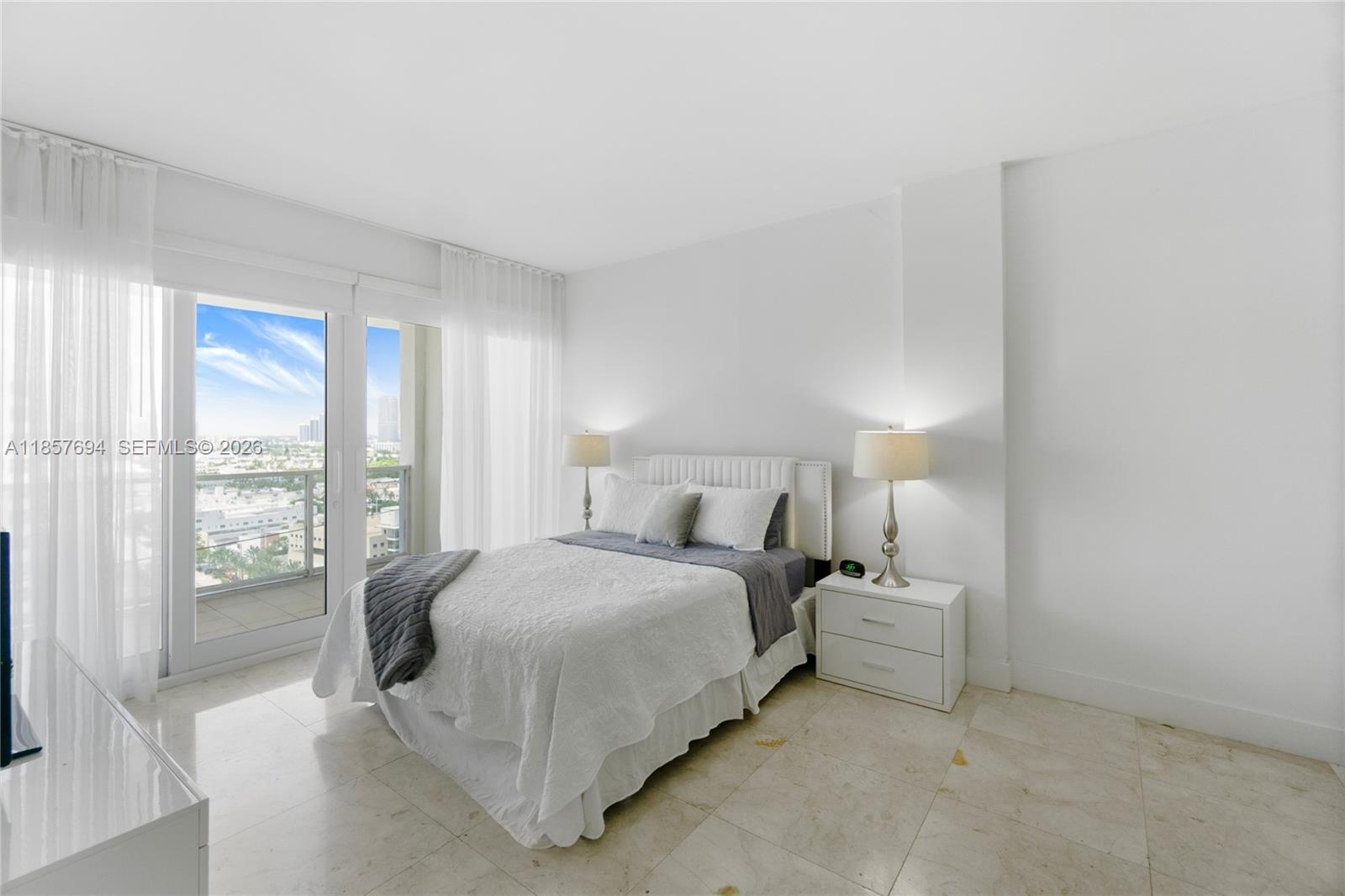 100 Lincoln Rd Ph14 Property Photo 13