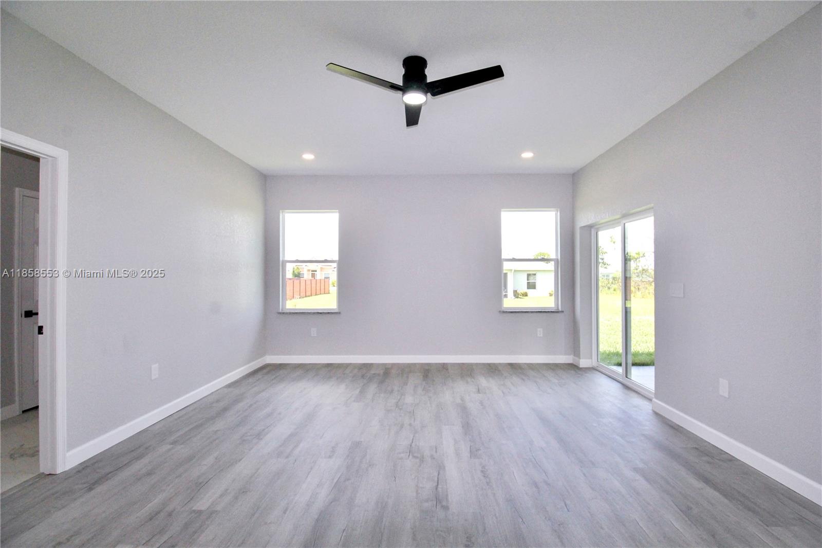 4631 Mignon Dr Property Photo 20