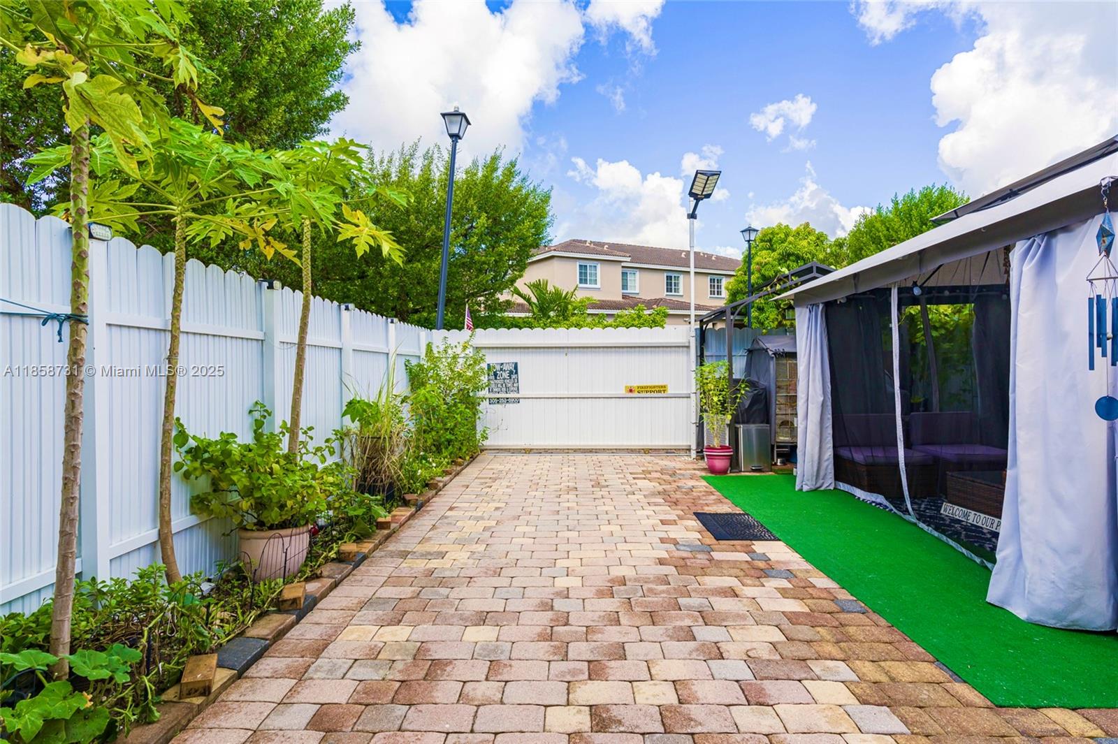 27356 Sw 142nd Ct Property Photo 7