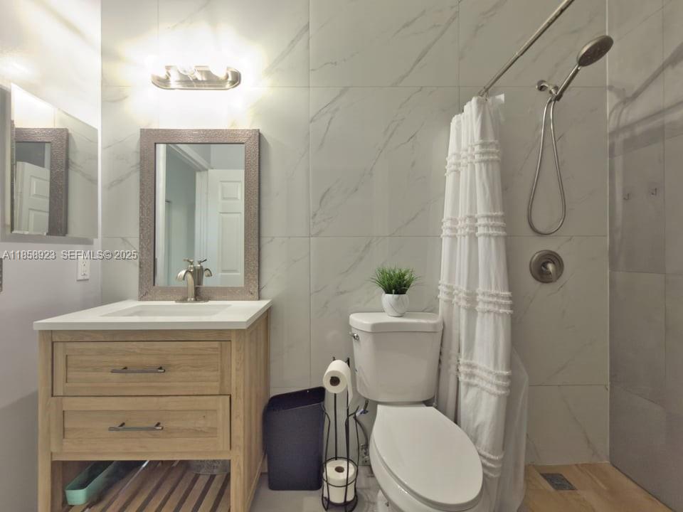 8930 Sw 224th Ter Property Photo 17