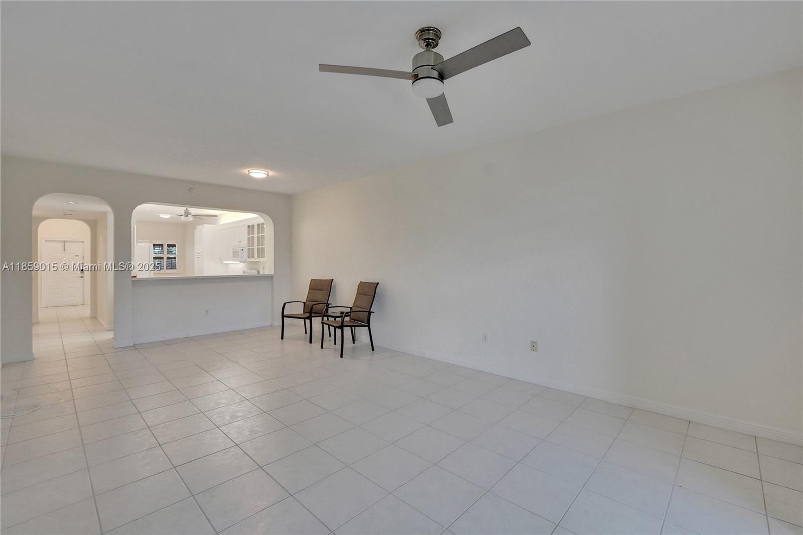 7739 Southampton Terr 415 Property Photo 17