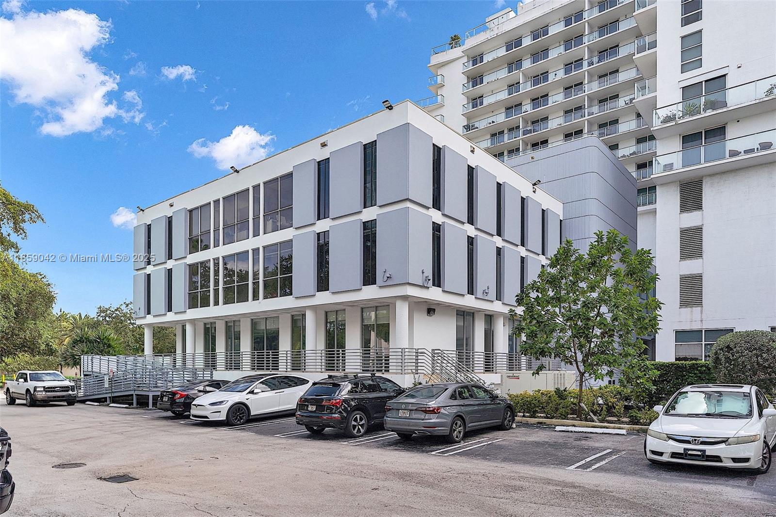 4300 Biscayne Blvd G05 Property Photo 11