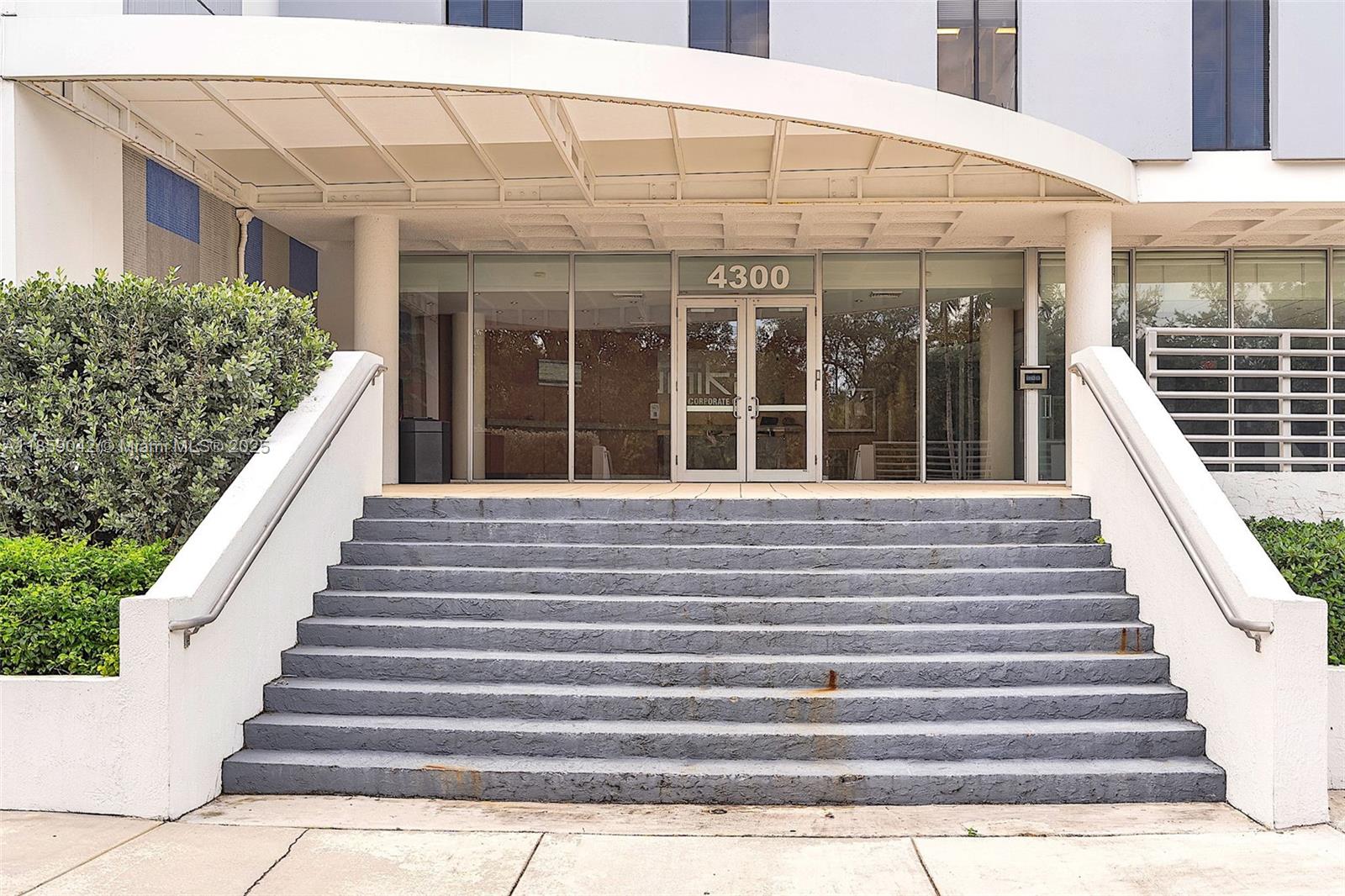4300 Biscayne Blvd G05 Property Photo 15