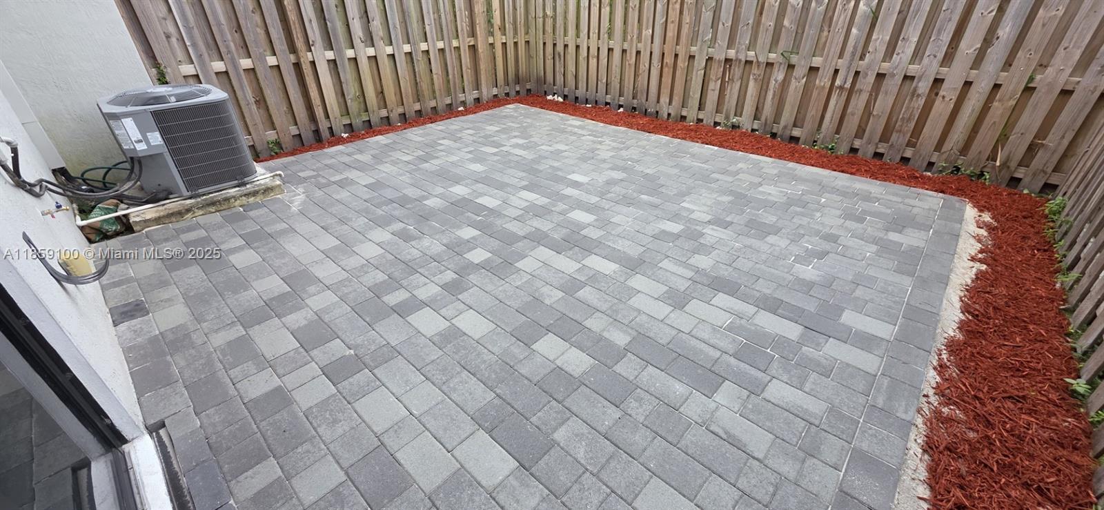 28704 Sw 134th Ct . Property Photo 1