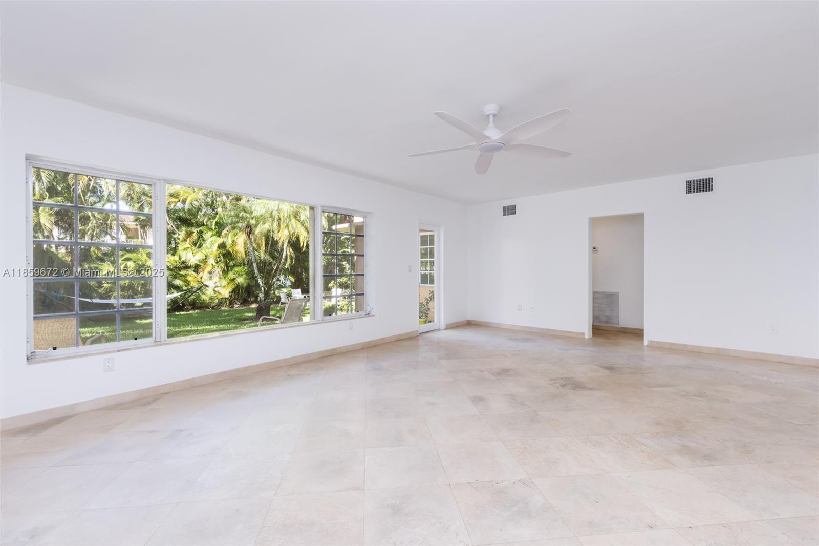 60 Park Dr C Property Photo 1