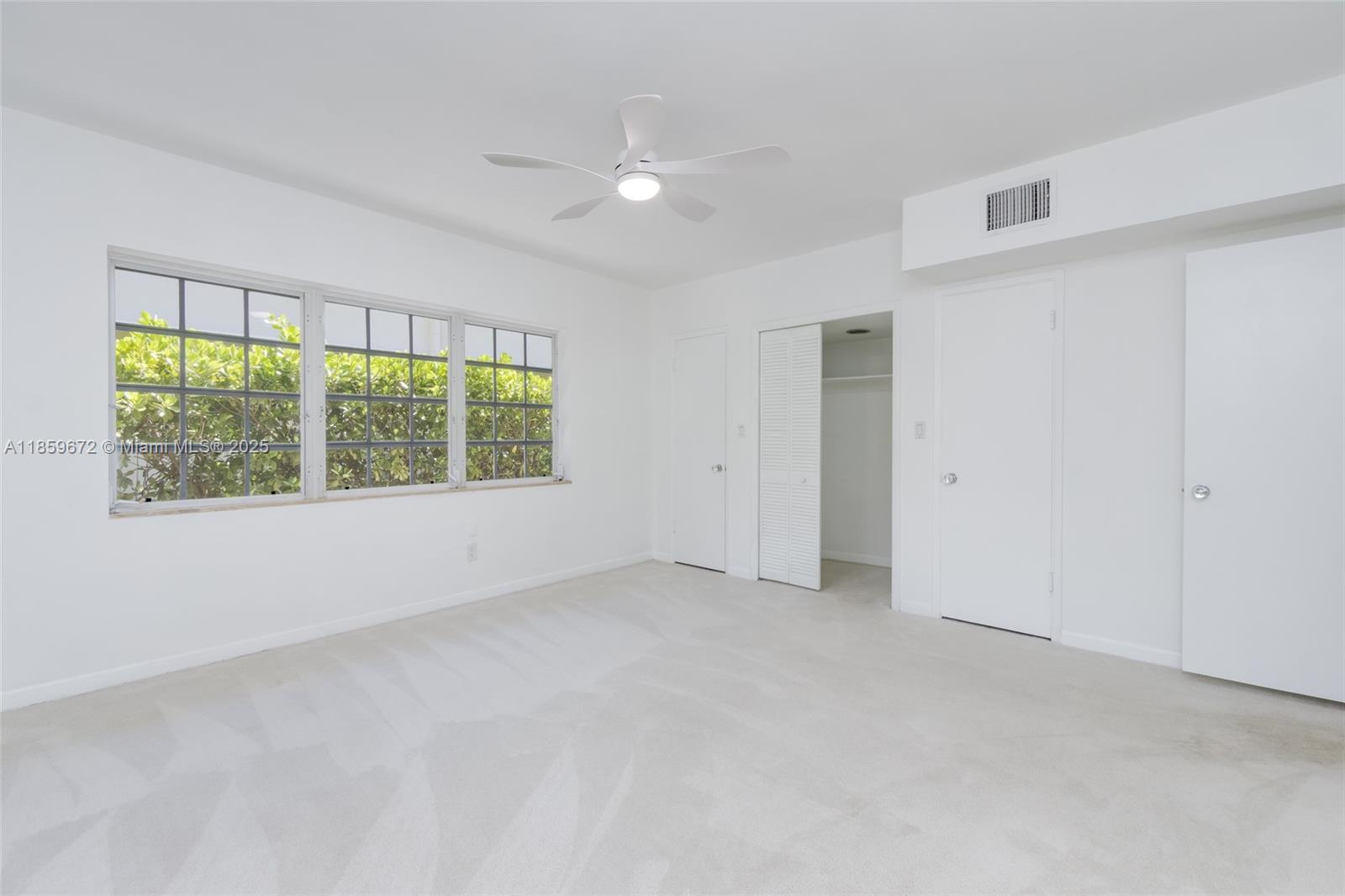 60 Park Dr C Property Photo 8