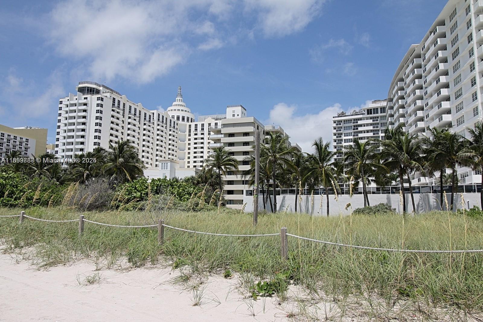 1621 Collins Ave 302 Property Photo 19