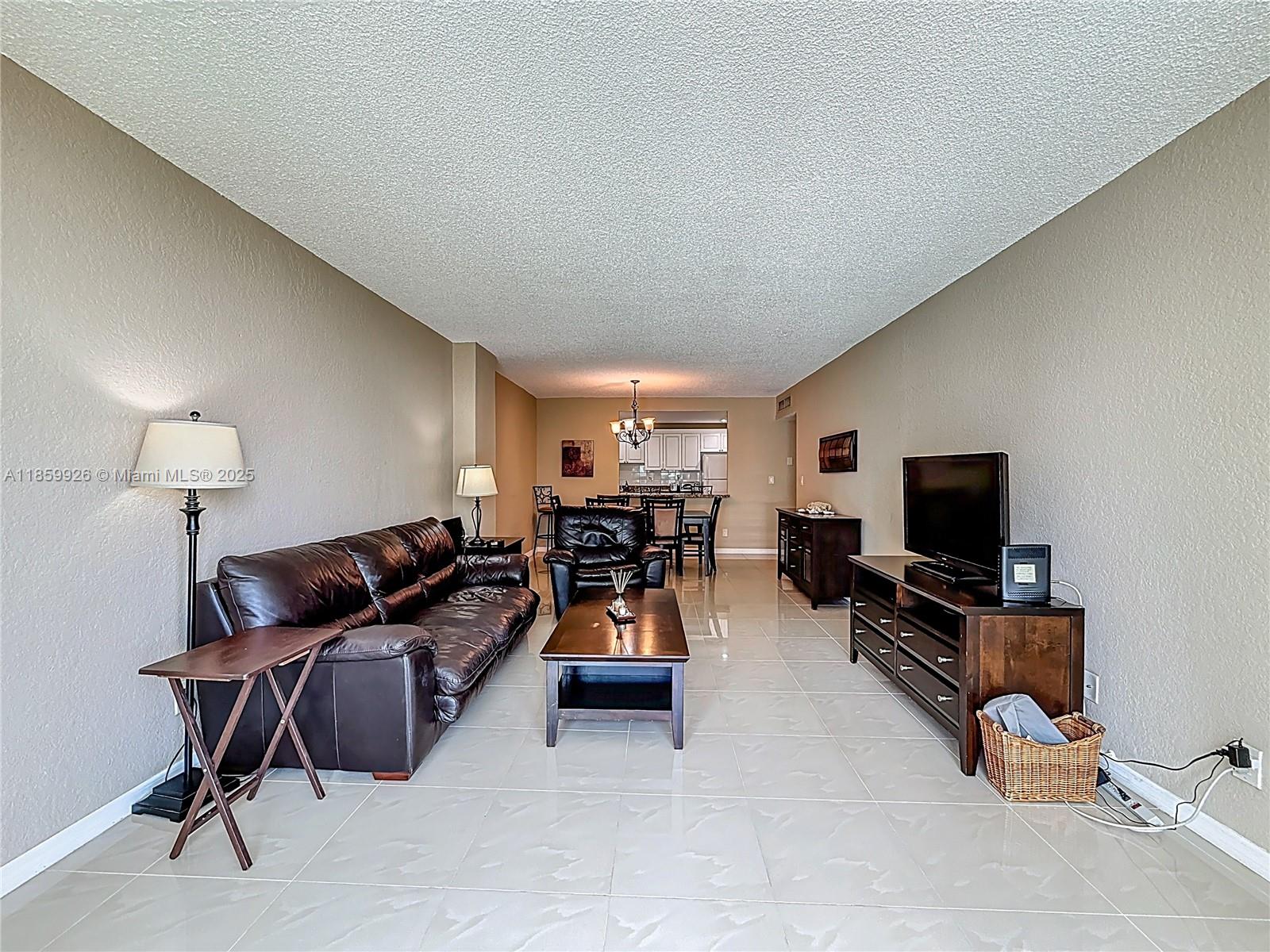 19380 Collins Ave 308 Property Photo 16