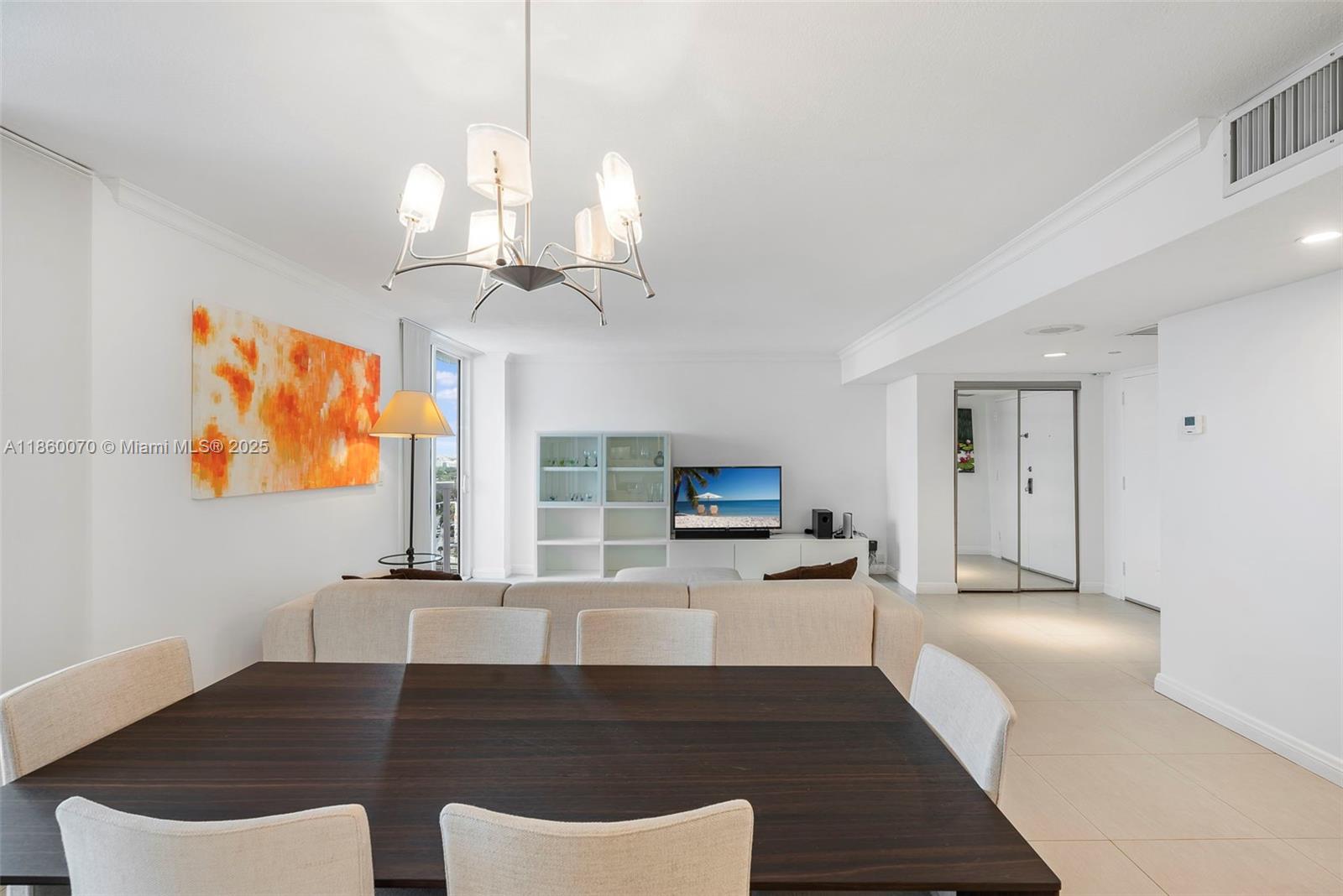 2401 Collins Ave 1808 Property Photo 7