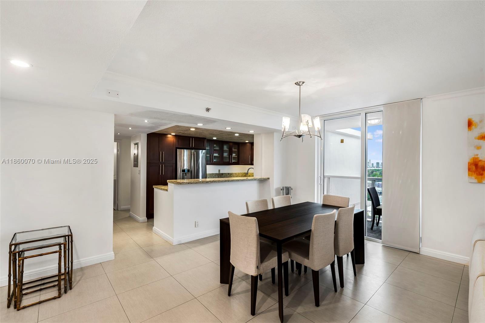 2401 Collins Ave 1808 Property Photo 11