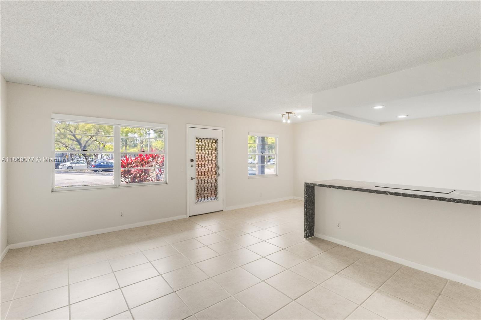 251 Sw 132 Way 114h Property Photo 7