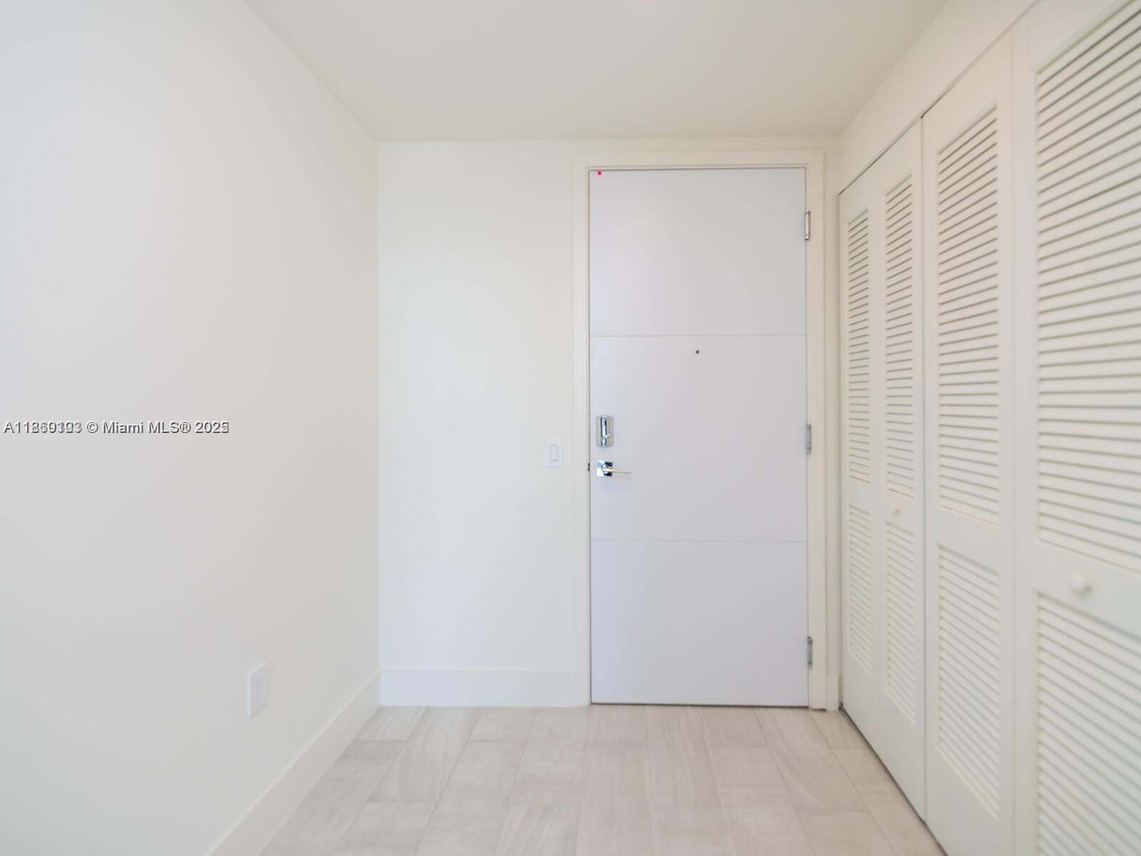 2000 Metropica Way 2509 Property Photo 3