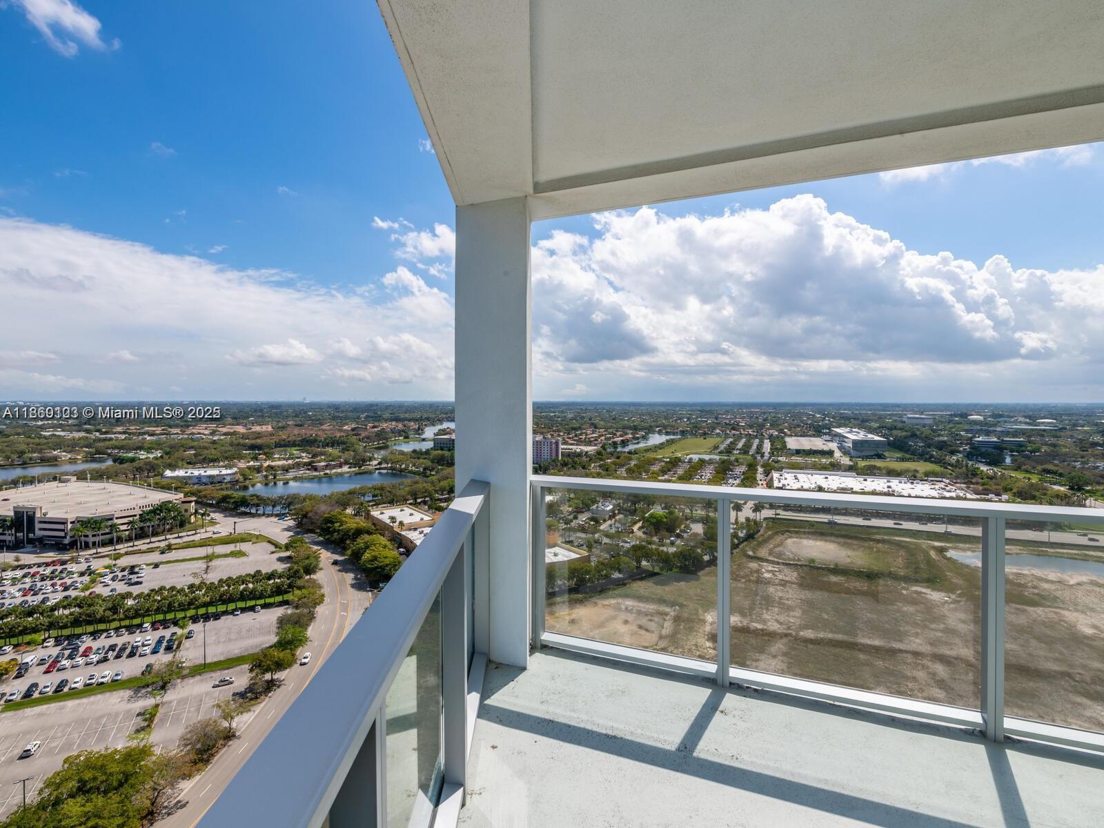 2000 Metropica Way 2509 Property Photo 11