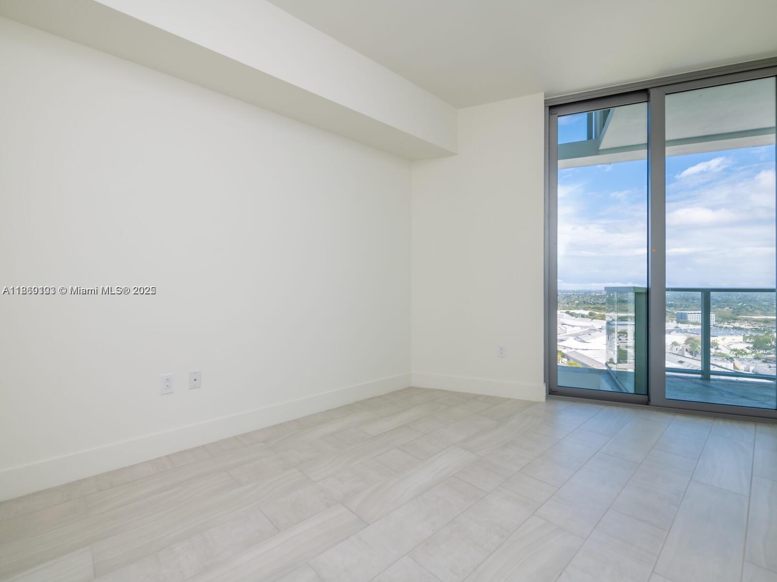 2000 Metropica Way 2509 Property Photo 33