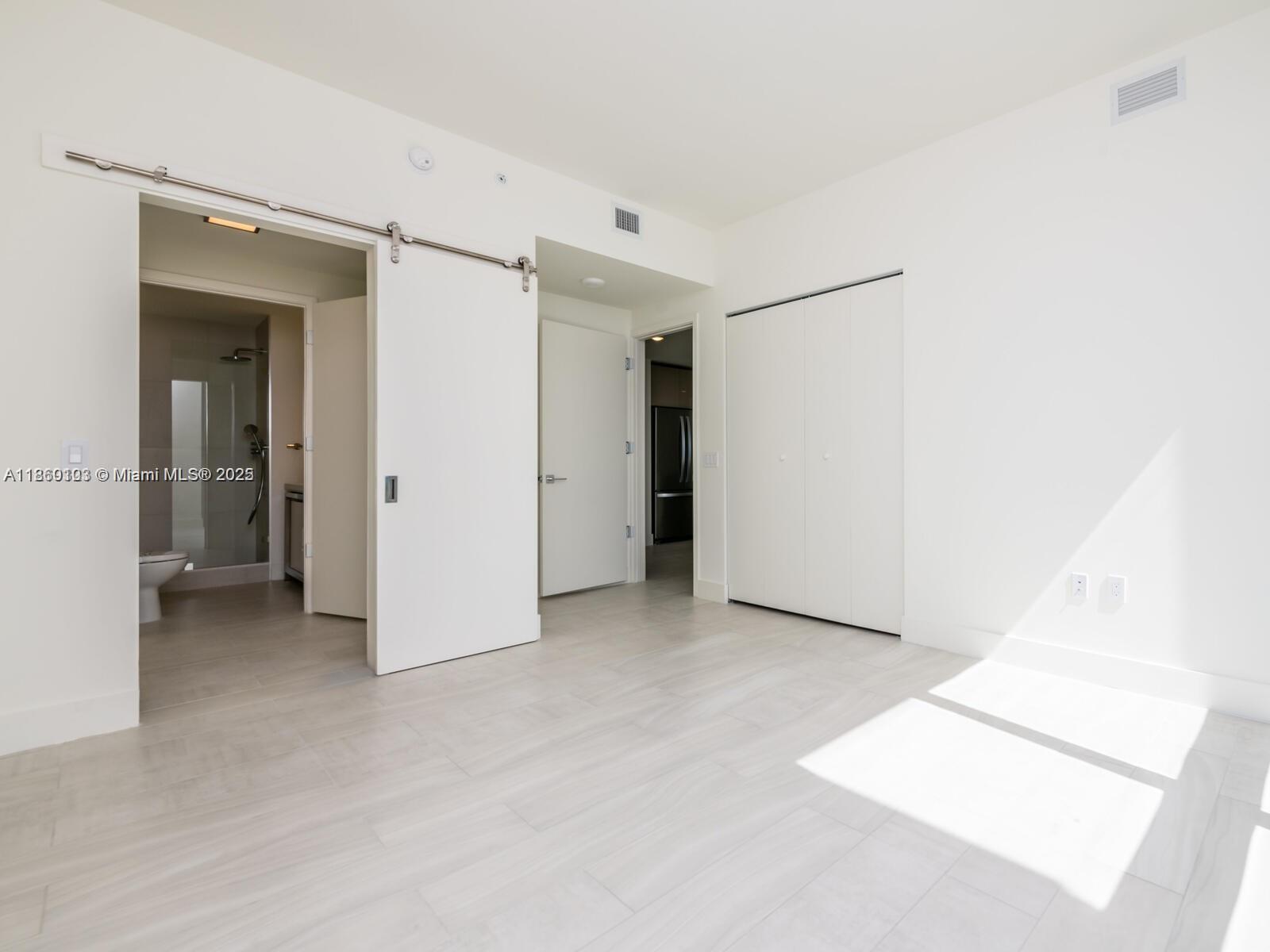 2000 Metropica Way 2509 Property Photo 41