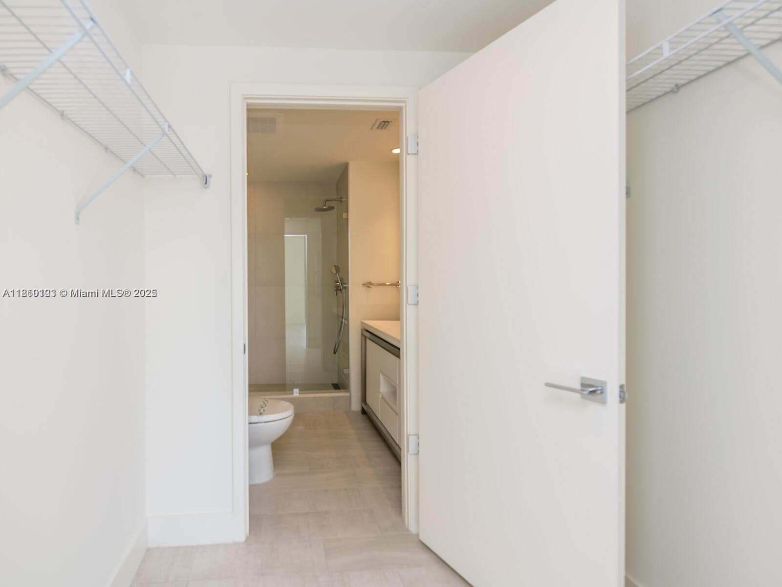 2000 Metropica Way 2509 Property Photo 43