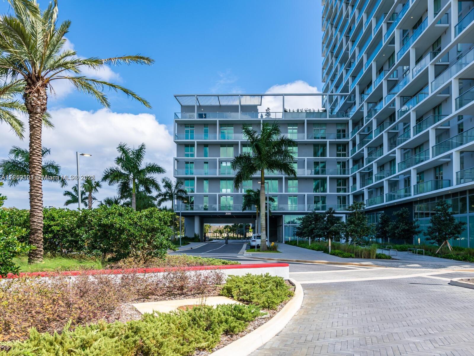 2000 Metropica Way 2509 Property Photo 89