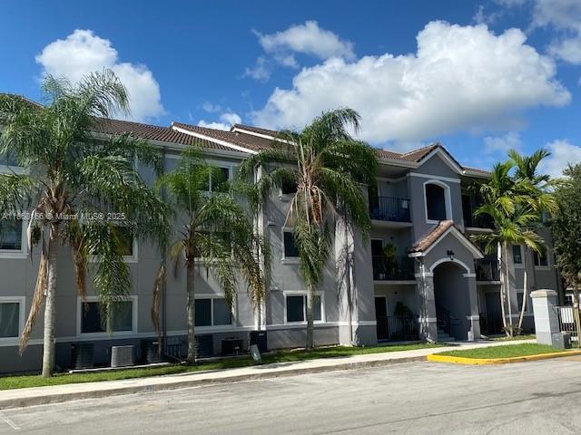 15410 SW 284th St 8108 Property Photo 1