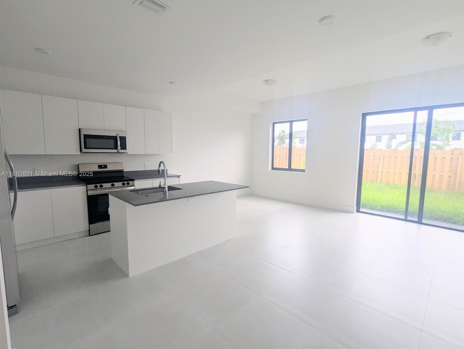 18984 SW 344th Ter 0 Property Photo 1