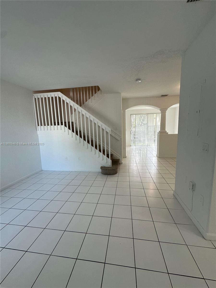 2438 SE 14th Ave 280 Property Photo 1